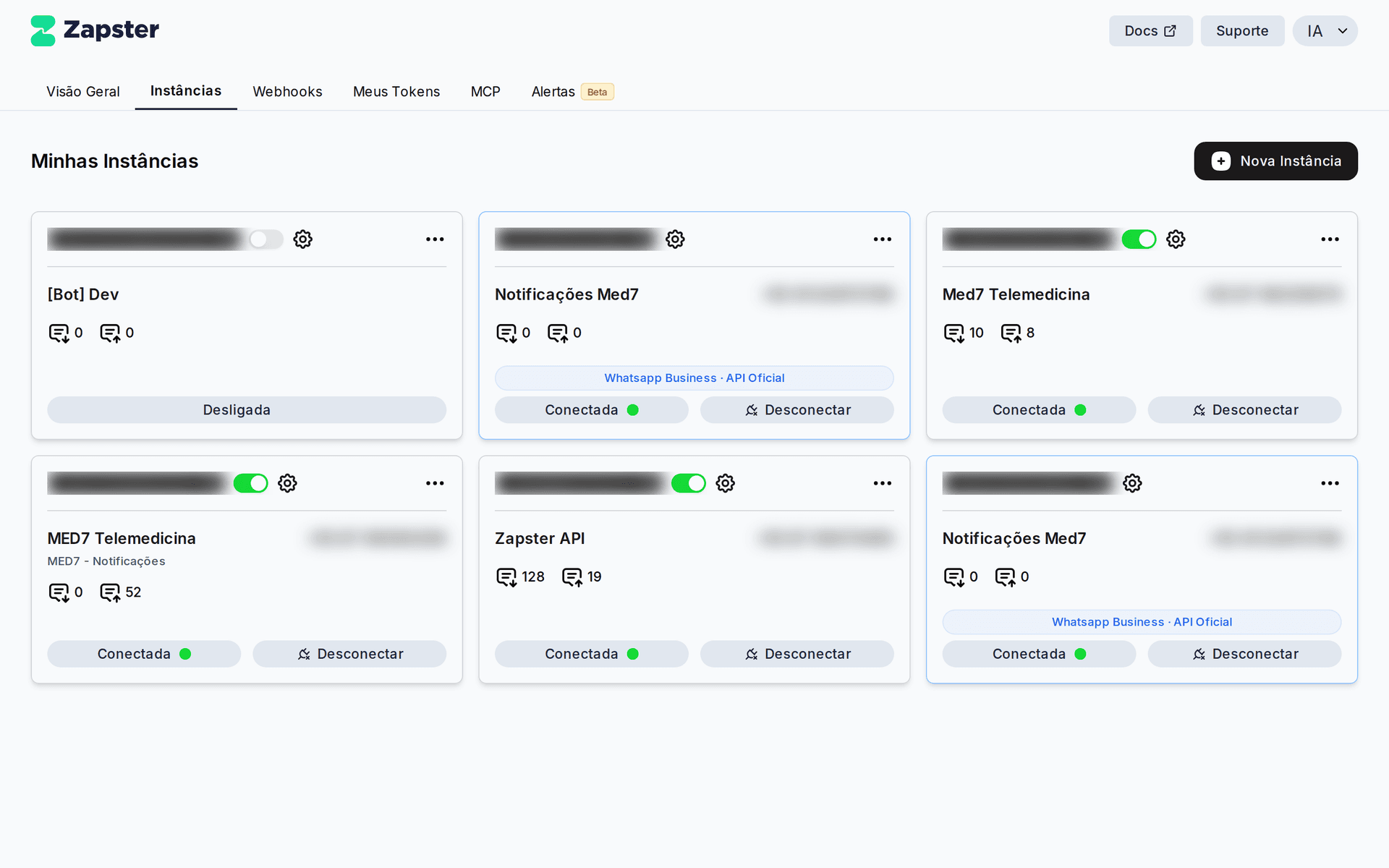 Dashboard da Zapster API mostrando instâncias e métricas